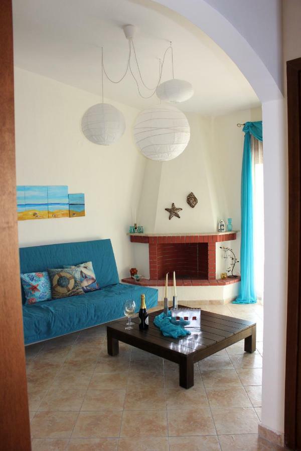 Siviri Apartment In Blu 외부 사진